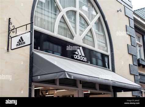 roermond outlet adidas schuhe|Adidas .